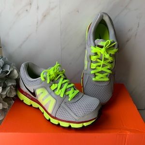 Nike Dual Fusion ST-2 5Y